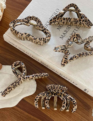 Trendy Leopard Print Geometric Hair Claw DP25F989