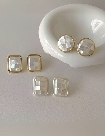 Elegant Geometric Natural Shell Stud Earrings DP25D784