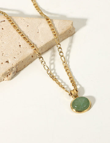 Green Gemstone Pendant Vintage Necklace DPJN0835