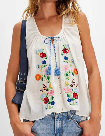 Embroidered Flower U-Neck Sleeveless Top DP25F507