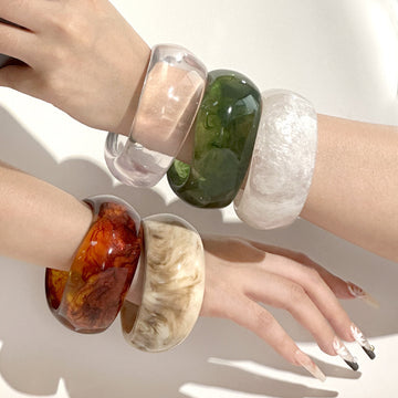 Irregular Wide Acrylic Simple Bracelets DP25B586