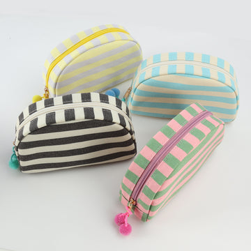Minimalist Striped Canvas Shell Makeup Bag DP25C565