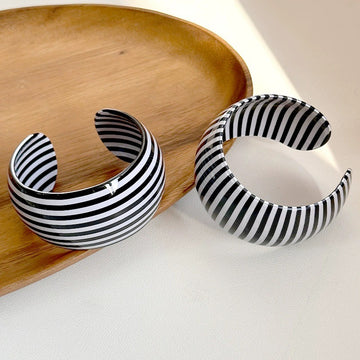 Striped C-Shape Wide Acrylic Bracelets DP25B574