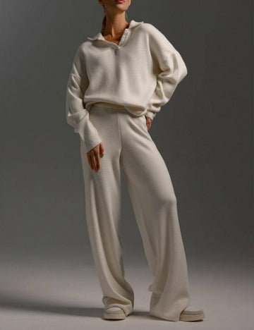 2+Solid Color Label V-Neck Knit Sets DPSP1224