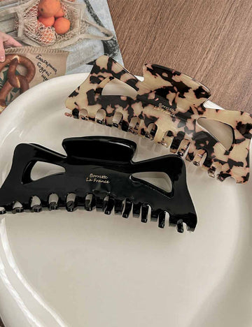 Minimalist Extra Large Hollow Hair Claw Clips DP25F981