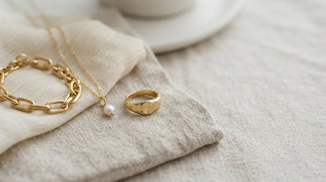 wholesale statement jewelry how to add personality to boutique displays