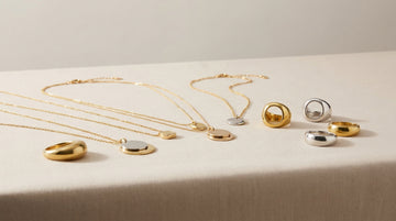 How to Curate a Stunning Collection with Trendy Wholesale Jewelry for Retailers?
