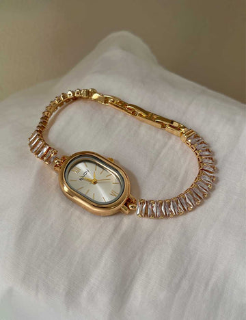 Minimalist Oval Quartz Watch - DippedShop Wholesale - #0867