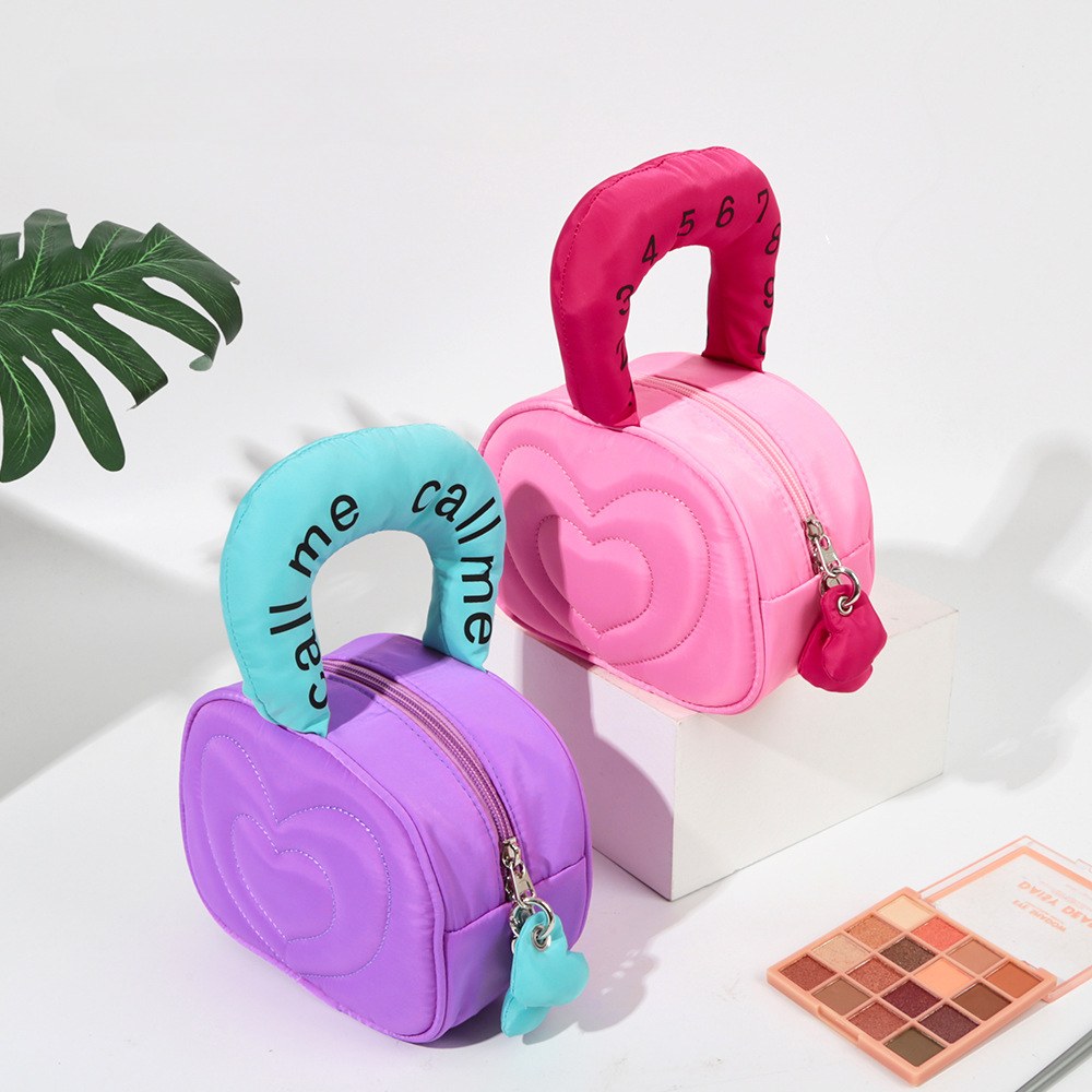 Love Color Block Letter Make Up Bag DP25A611