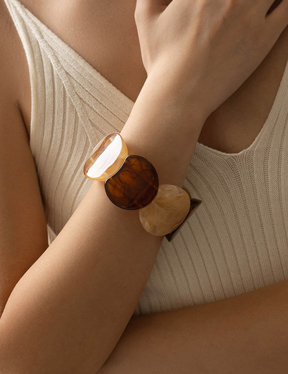 Trendy Irregular Texture Acrylic Bangle Bracelet DP25E767
