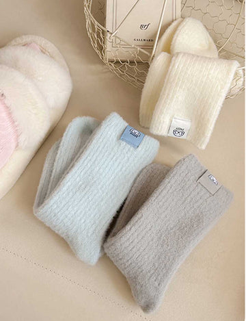 Solid Color Warm Breathable Ribbed Crew Socks DP25H520