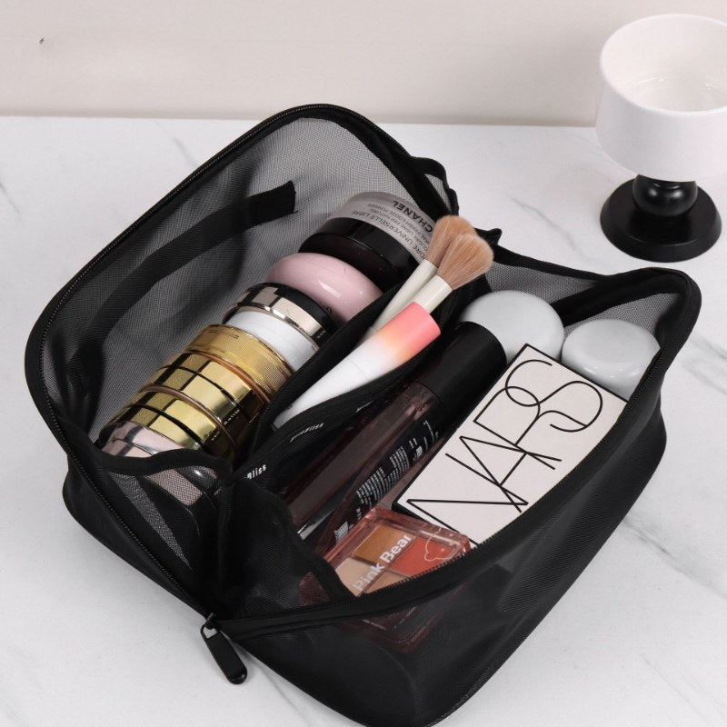 Black Letter Portable Make Up Bags DP25C632