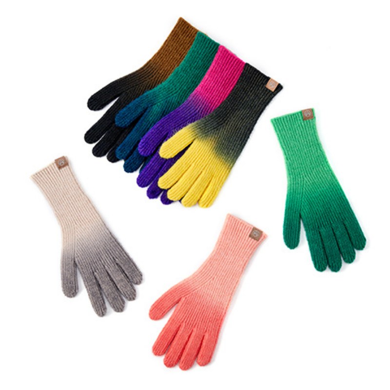 Gradient Color Rainbow Knit Gloves DPG2612