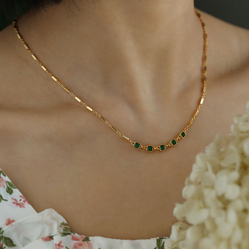 Retro Gold Plated Emerald Zircon Necklace DP25E797