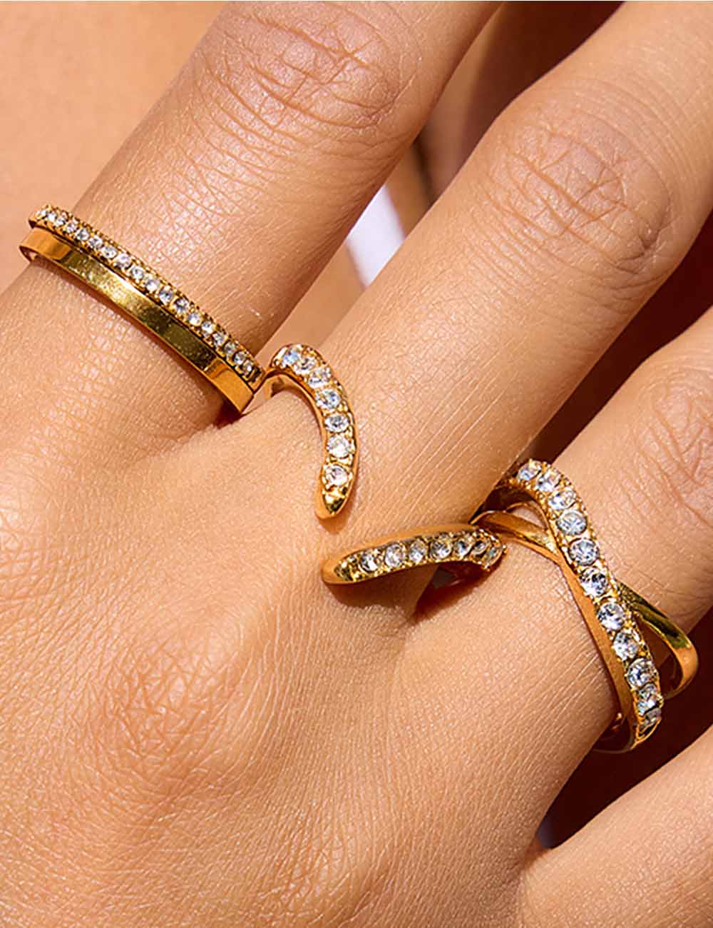 Trendy Rhinestone Gold Plated Geometric Ring DP25E738