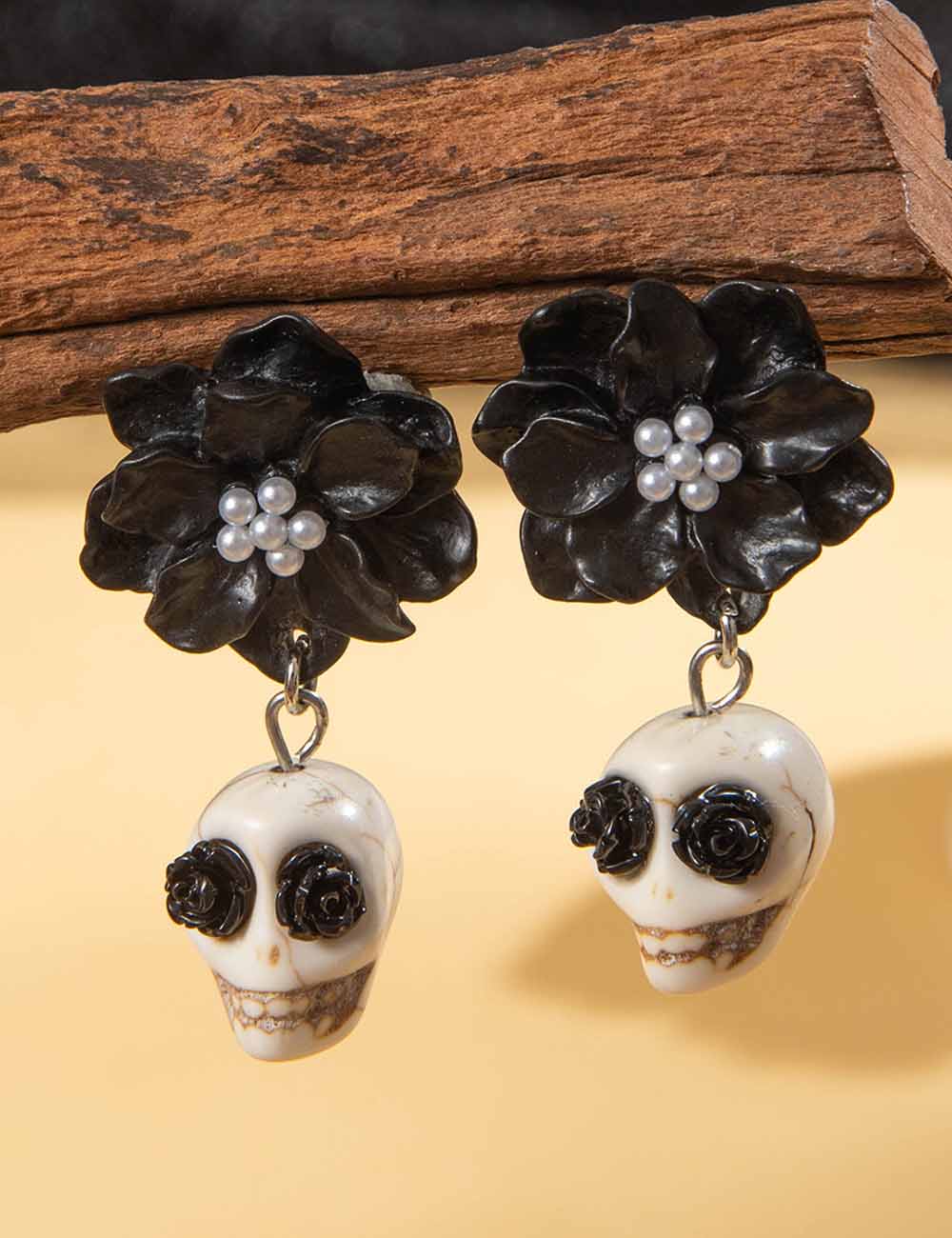 Gothic Black Camellia Skull Stud Earrings DP25G512