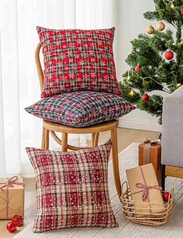 Classic Christmas Plaid Snowflake Throw Pillow Covers DP25H465