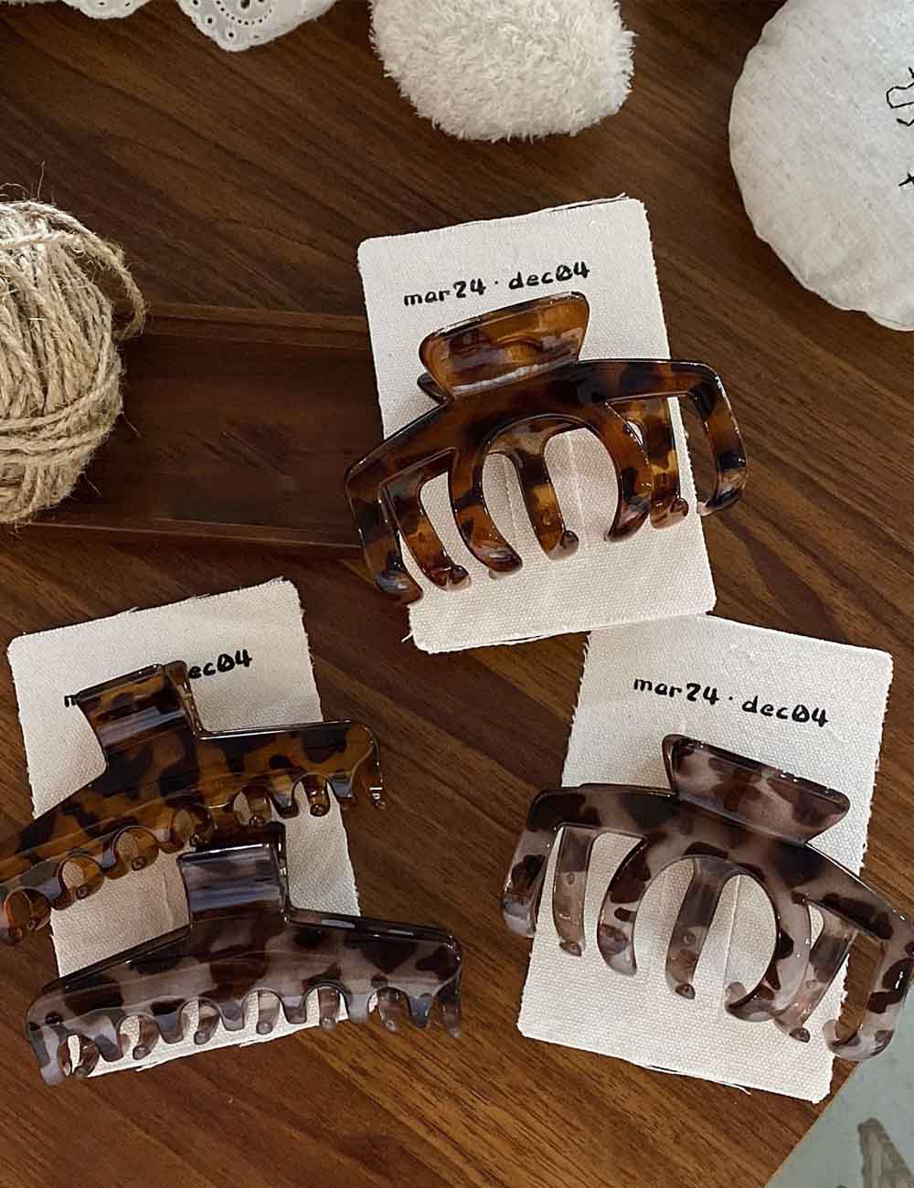 Millett Leopard Print Hair Claw Clip DP25F991