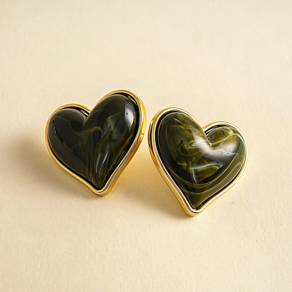Vintage Enamel Heart Gold Plated Stud Earrings 6W6JER950