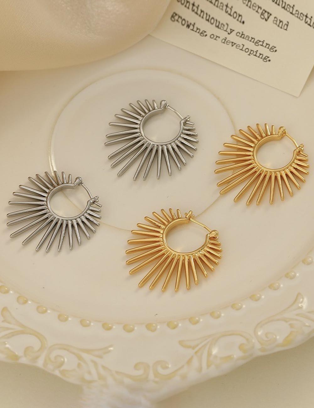 Simple Sunburst Style Hinged Hoop Earrings DP25E717