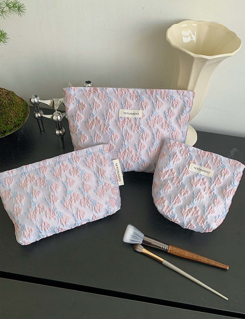 Floral Jacquard Makeup Bag - DippedShop Wholesale - #3475