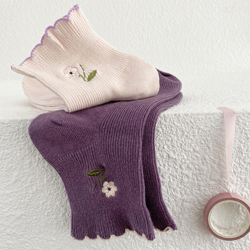 Ruffle Embroidery Crew Socks - DippedShop Wholesale - #0067