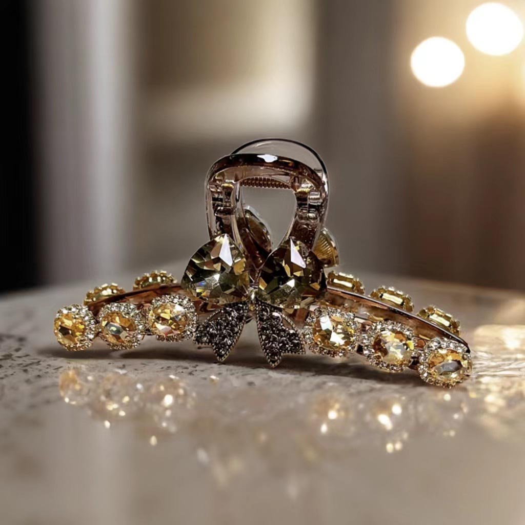 Exquisite Rhinestone Bow Hair Claw DP25D991