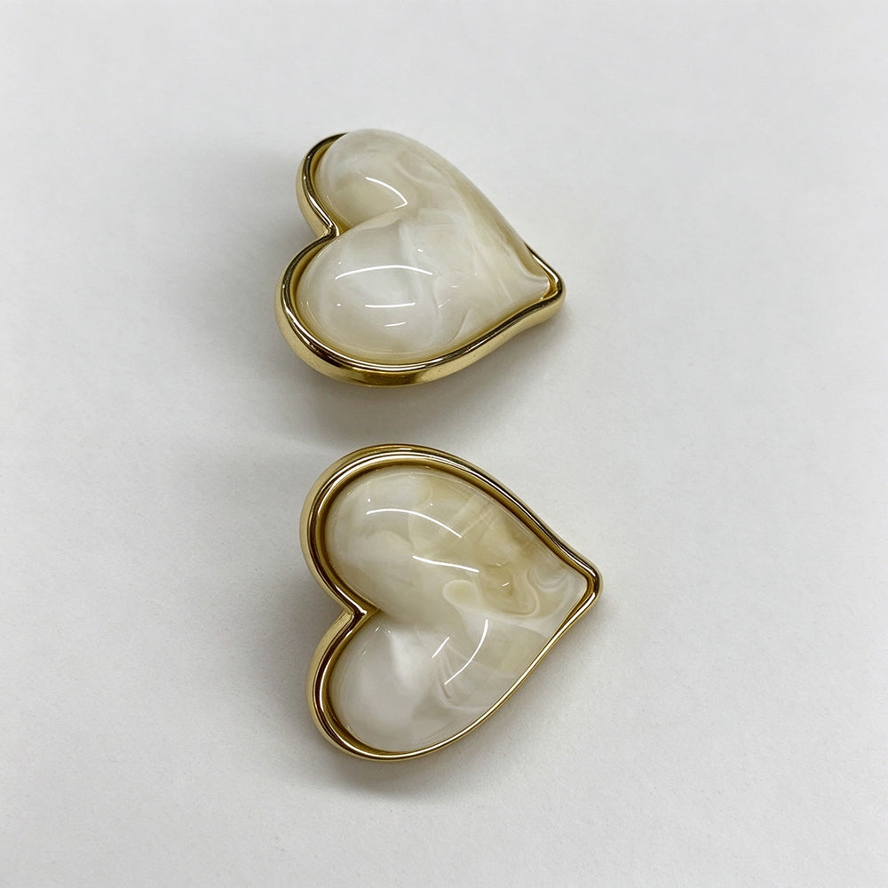 Vintage Enamel Heart Gold Plated Stud Earrings 6W6JER950