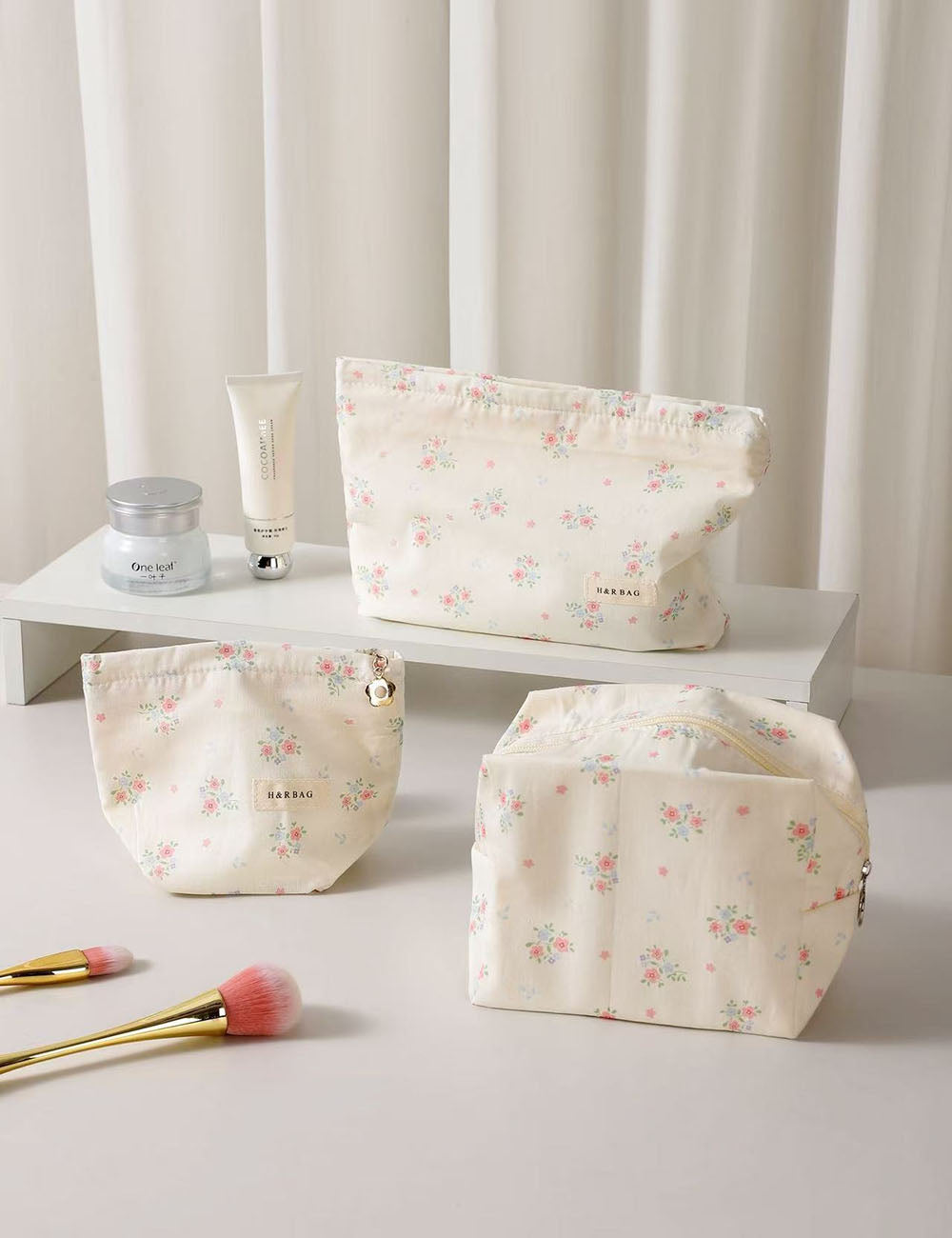 Pink Floral Cosmetic Bag - DippedShop Wholesale - #2499