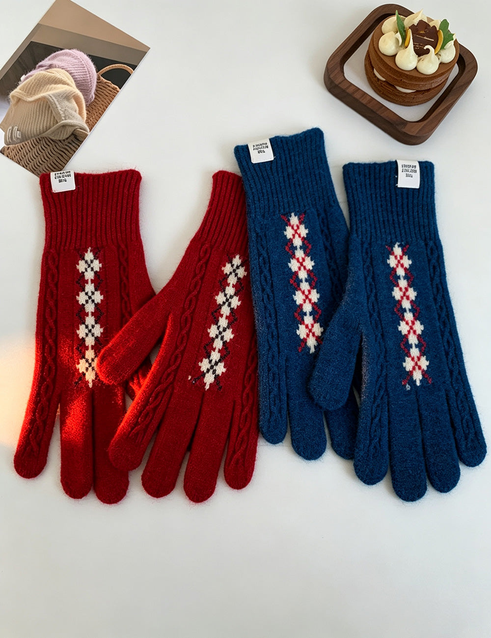 Trendy Cable Knit Christmas Touchscreen Warm Gloves 6W6GLO108