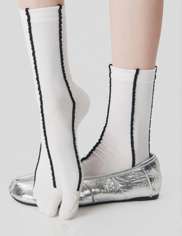 Color Contrast Striped Breathable Crew Tabi Socks 6W8FSO535