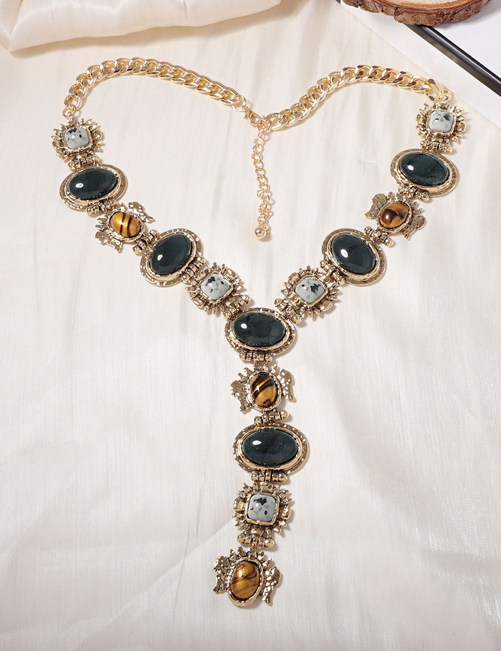 Vintage Gold Plated Oval Resin Jewel Y-necklaces 6W6JNC625
