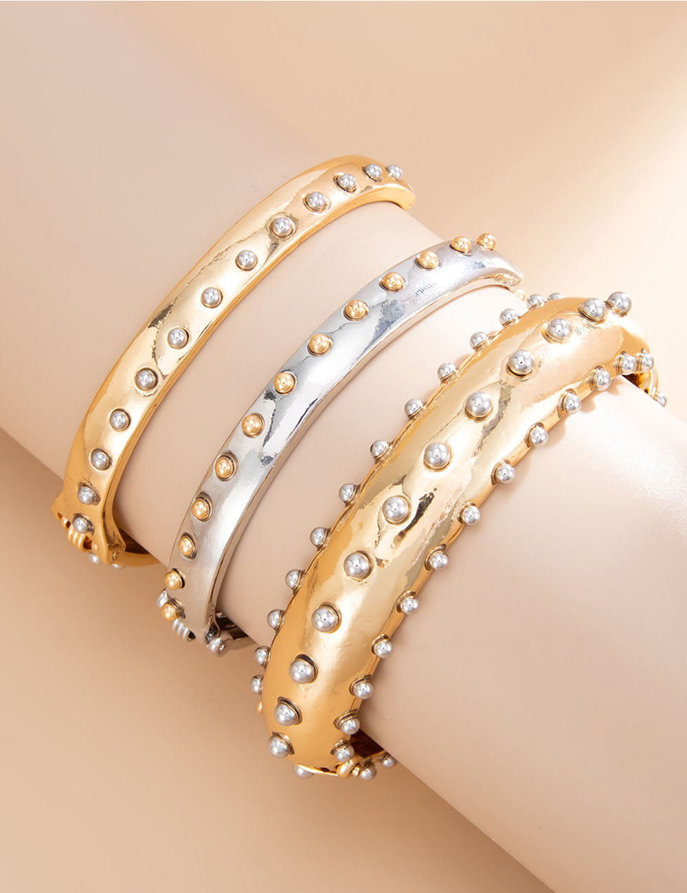 Punk Style Color Contrast Rivet Studded Bracdelet Set 6W6JBR597