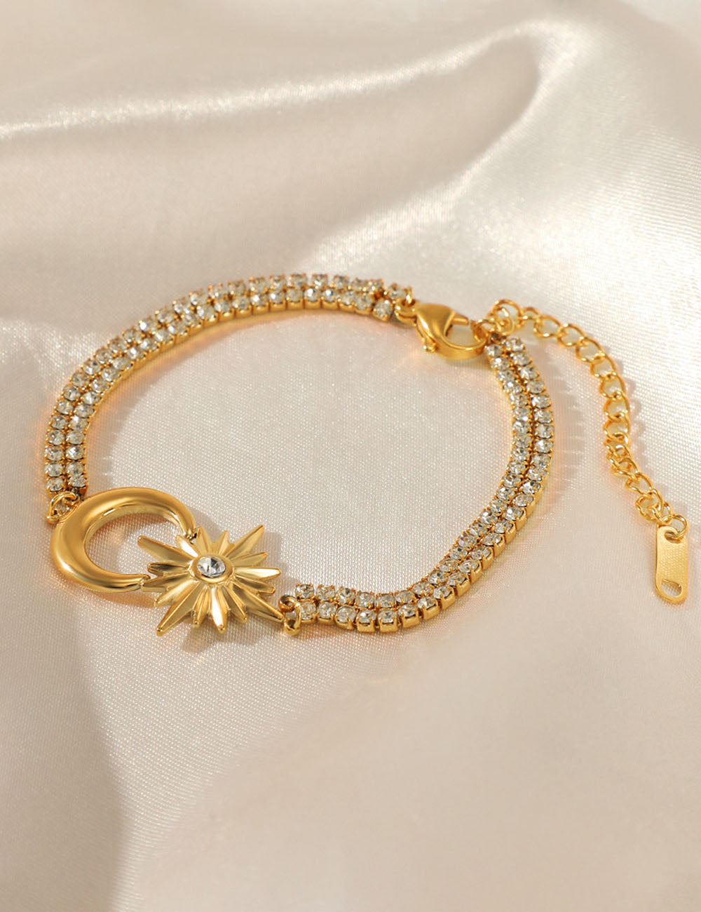 Stylish Gold Plated Heart Floral Pendant Bracelets 6W6JNC636