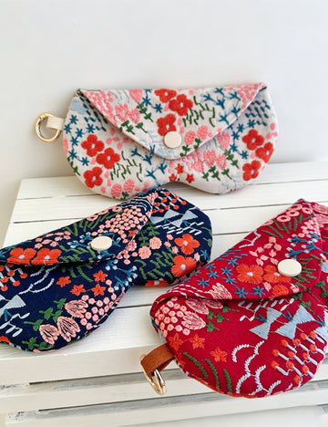 Stylish Floral Embroidery Envelope Style Sunglasses Case MK2BLC6S13HSY75