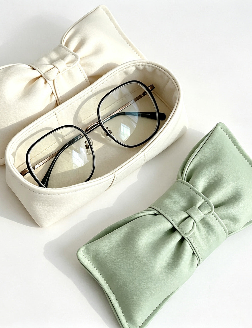 Solid Color Bowknot Portable Sunglasses Case MK2BLC6S13HSY70