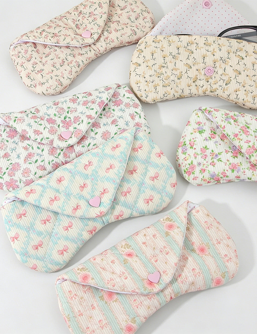 Quilted Shell Floral Print Sunglasses Case MK2BLC6S13HSY67