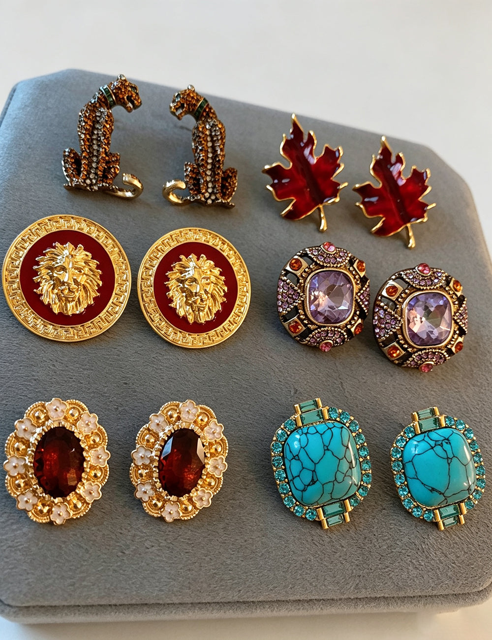 Enamel Border Garnet Stud Earrings 6W6JER778