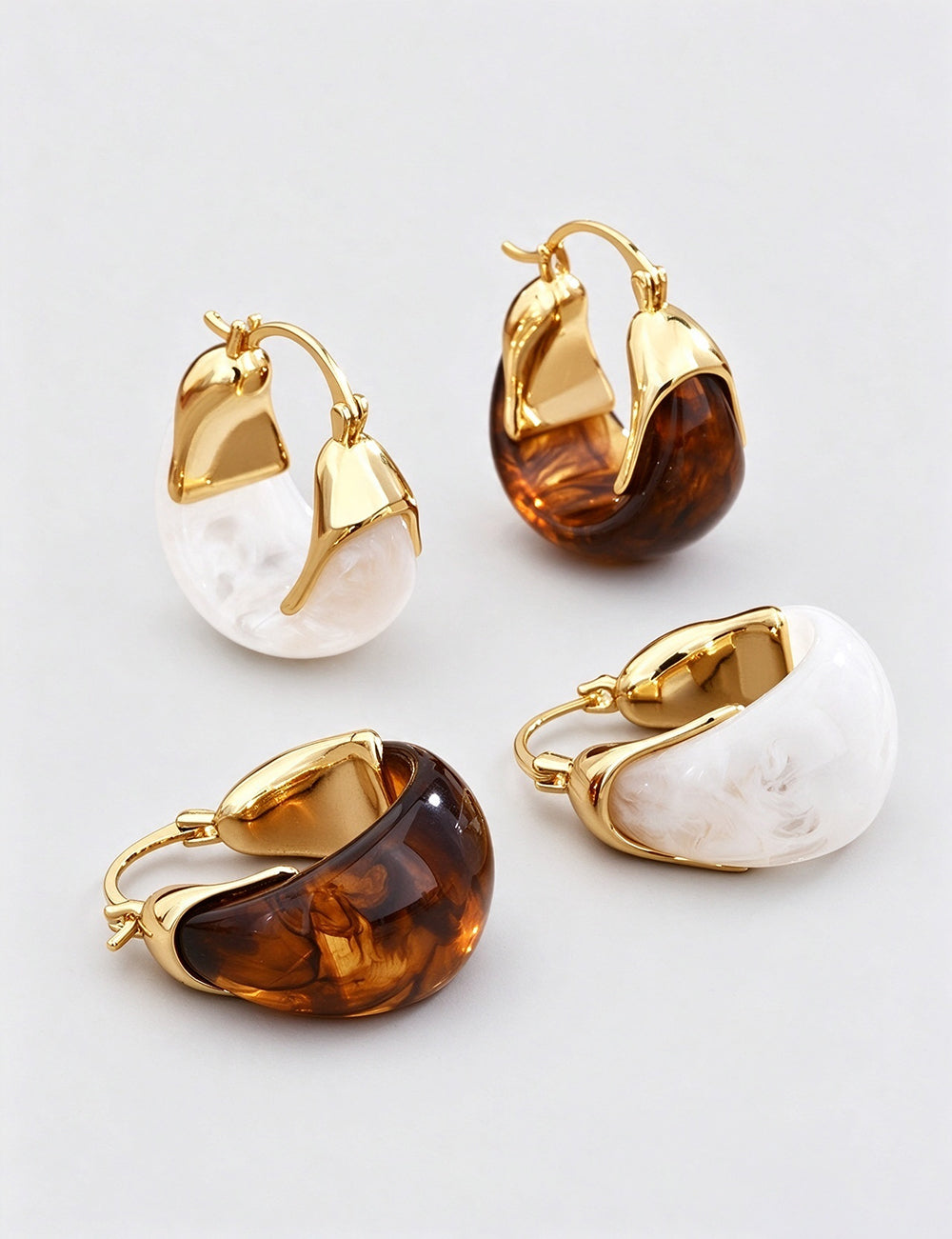Fashion Amber Resin Huggie Hoop Earrings 6W6JER945