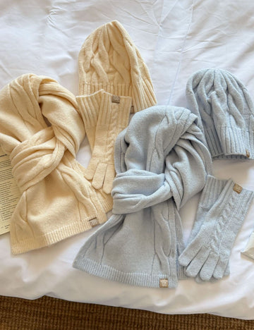 3-Piece Cable Knit Beanie Gloves Scarf  Set 6W6NSC101