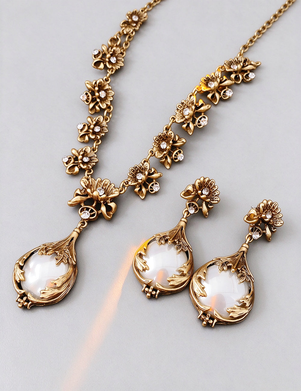 Vintage Pearl Pendant Rhinestones Floral Chain Necklace 6W6JNC977