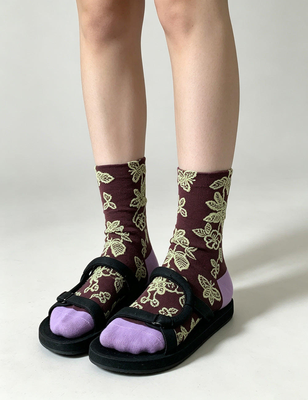 Floral Embossed Slouch Socks - DippedShop Wholesale - #5811
