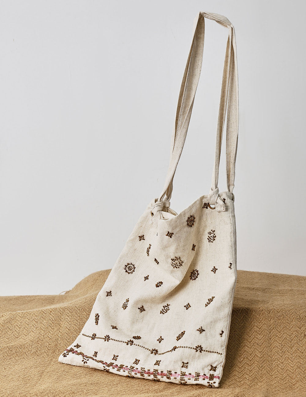 Beaded Flower Shoulder Bag - DippedShop Wholesale - #2211