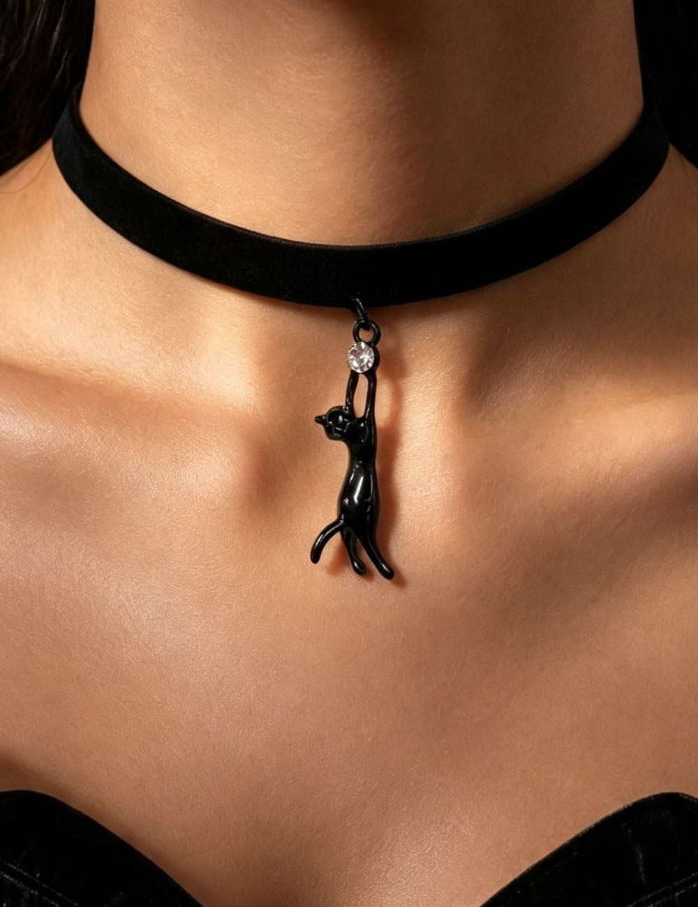 Gothic Style Rhinestone Cat Pendant Choker Necklace 6W6JNC611