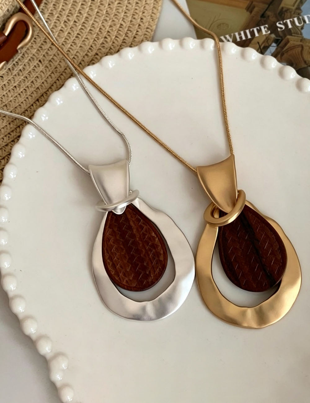 Boho-Style Gold Plated Wood Pendant Necklaces 6W6JNC660