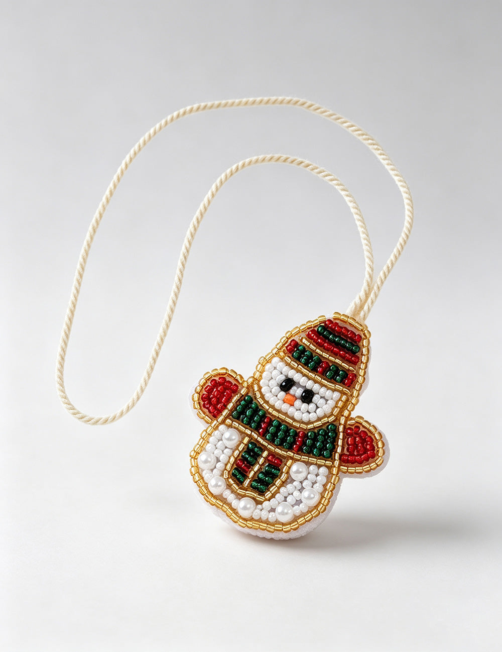 Cute Handmade Beaded Christmas Snowman Pendant Keychain 6W10BBC789