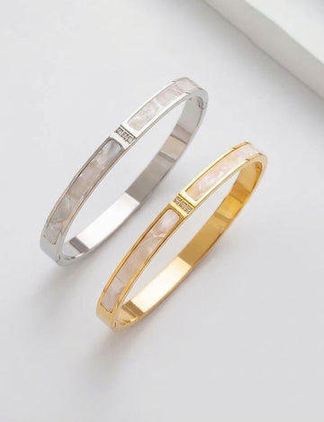 Elegant Mother-of-Pearl Rhinestone Bangle Bracelet 6W6JBR616