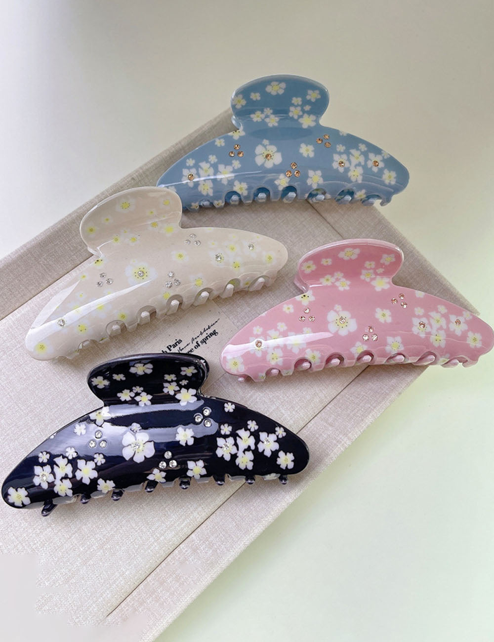 Sweet Floral Print Rhinestones Hair Claws 6W6HCP1207