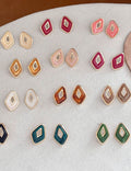 Retro Oval Resin Hollow Out Stud Earrings 6W6JER614