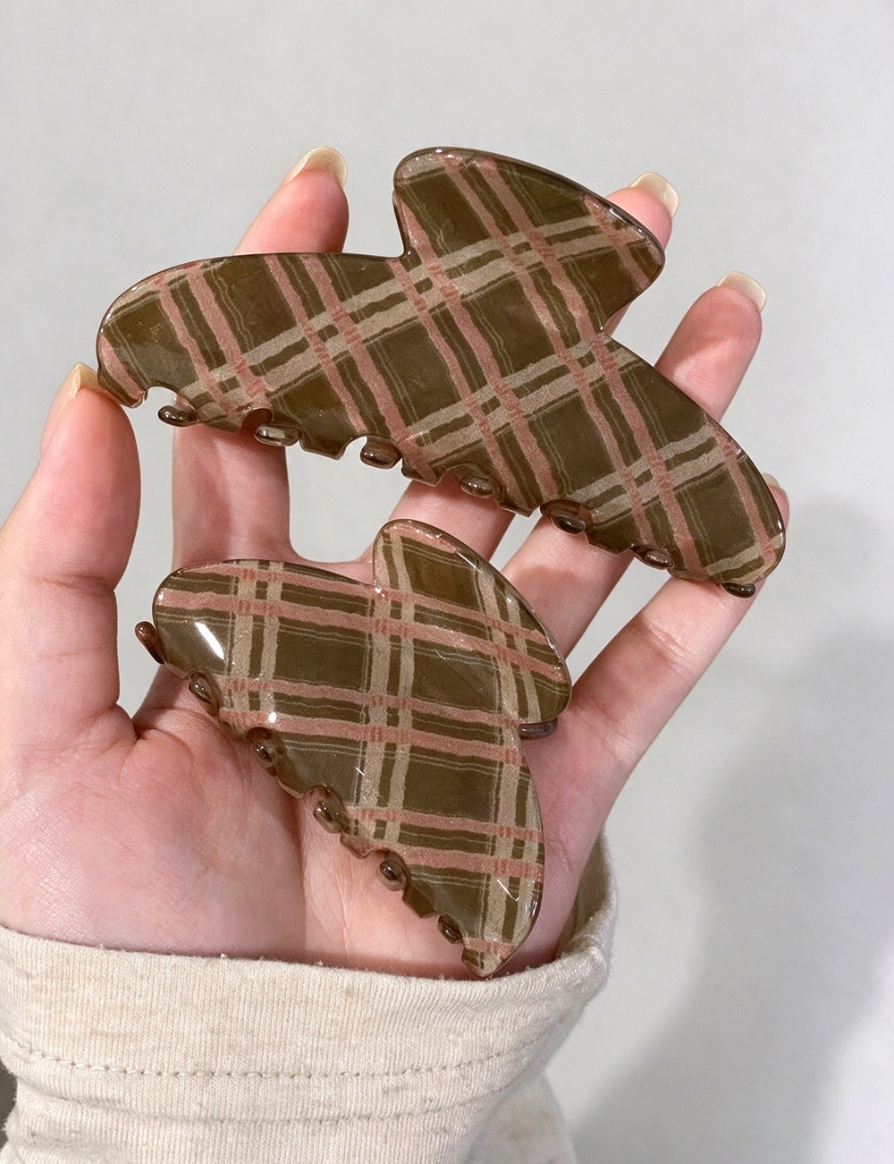Plaid Acetate Hair Claw - DippedShop Wholesale - #1955